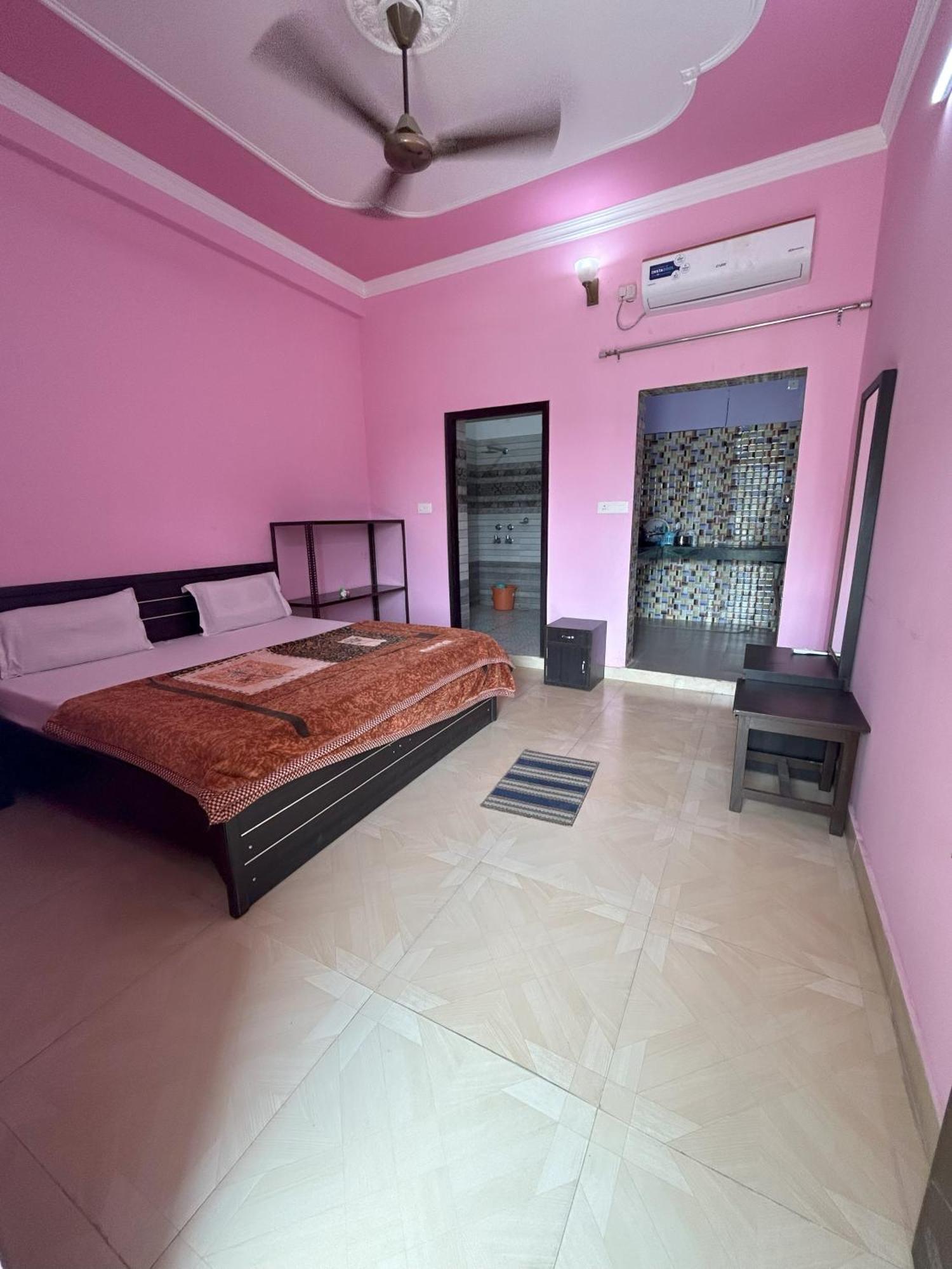 Karwaan Homestay Rishikesh Exterior photo