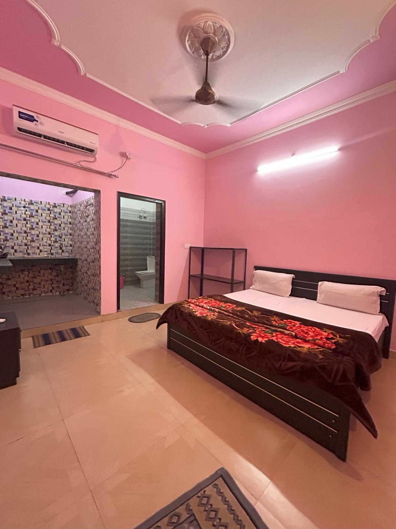 Karwaan Homestay Rishikesh Exterior photo